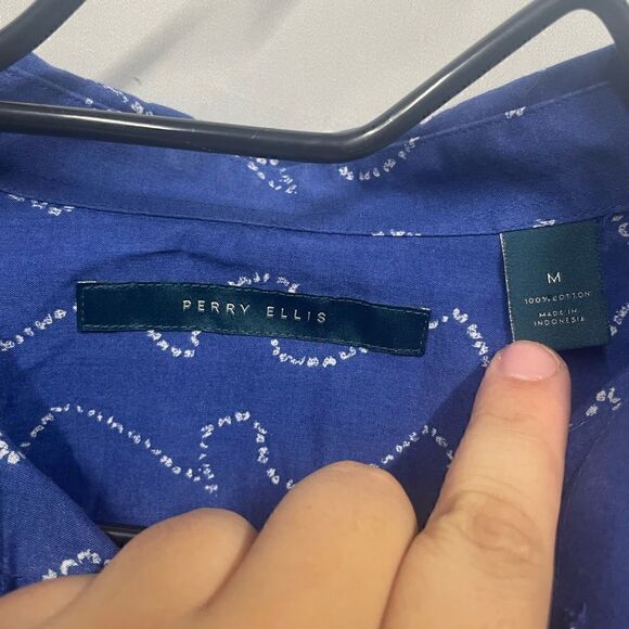Perry Ellis Button Down - Picture 4 of 4